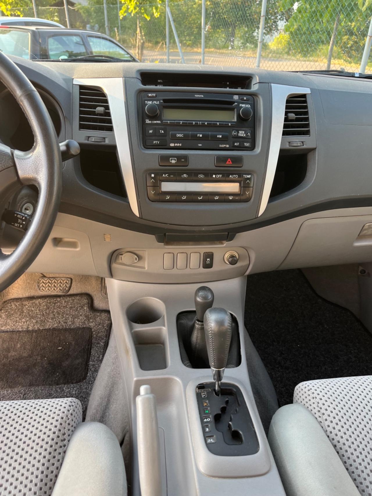 Toyota Hilux 3.0 D-4D 4WD 4p. Doub. CAB