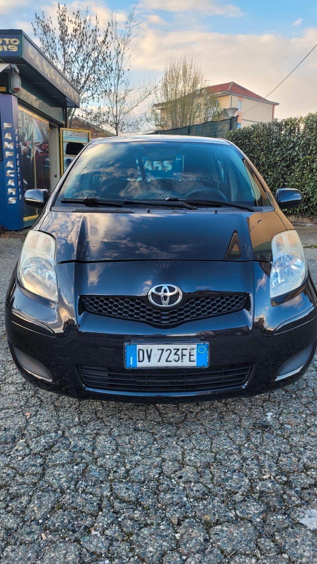 Toyota Yaris 1.0 5 porte Sol GPL