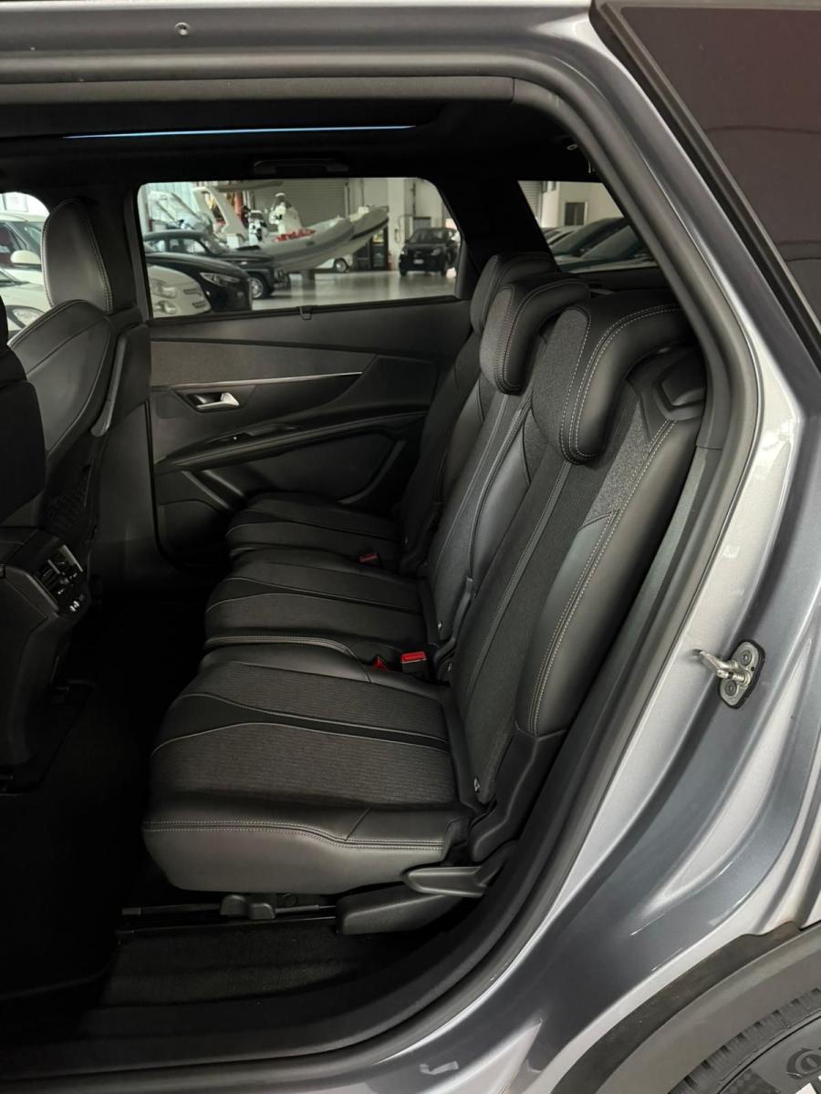 PEUGEOT - 5008 - BlueHDi 130 EAT8 S&S GT Line