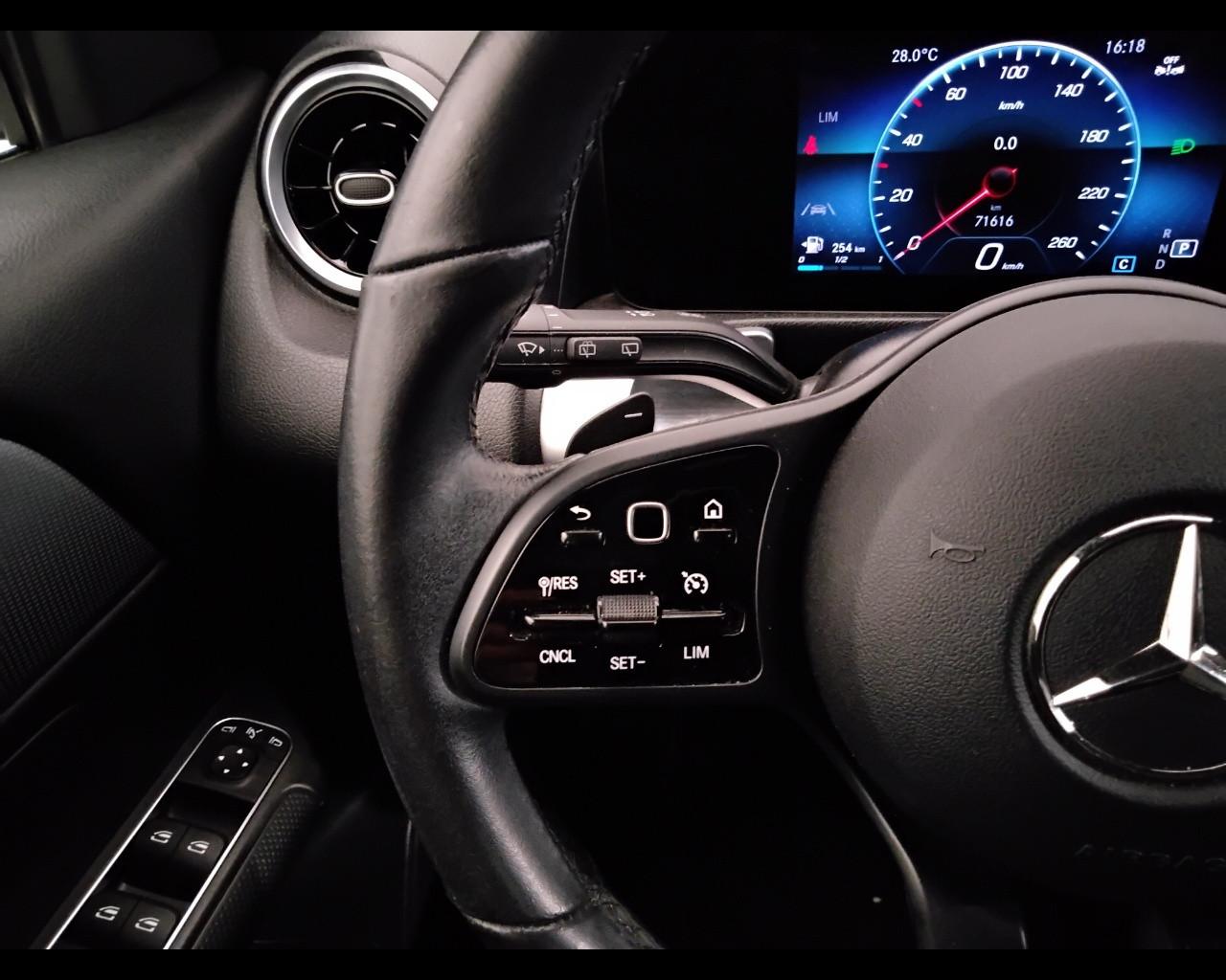 Mercedes-Benz GLB - X247 2019 - GLB 180 d Sport auto 7p.ti