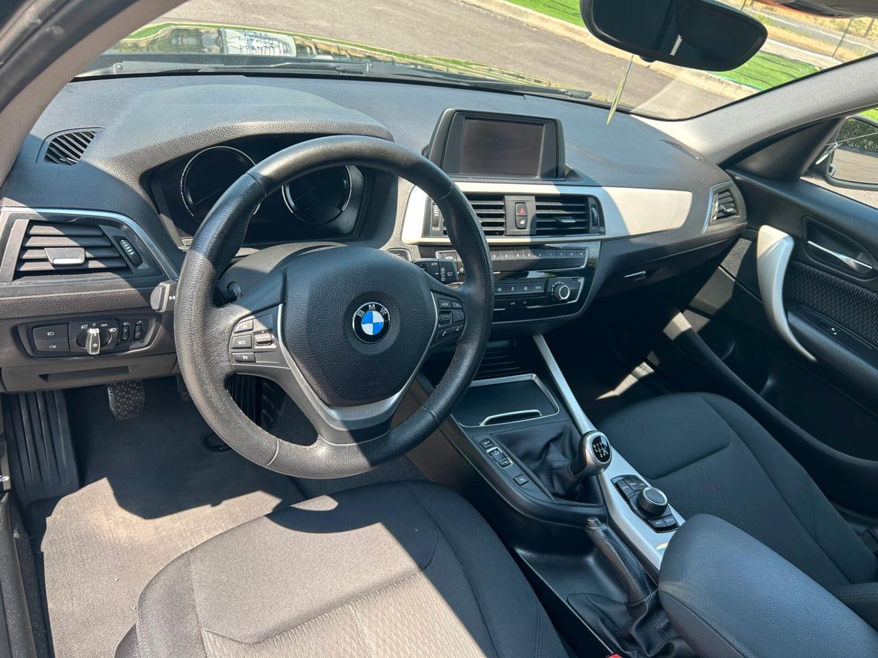 Bmw 118 I 5 porte km 112.500 ok neopatentati