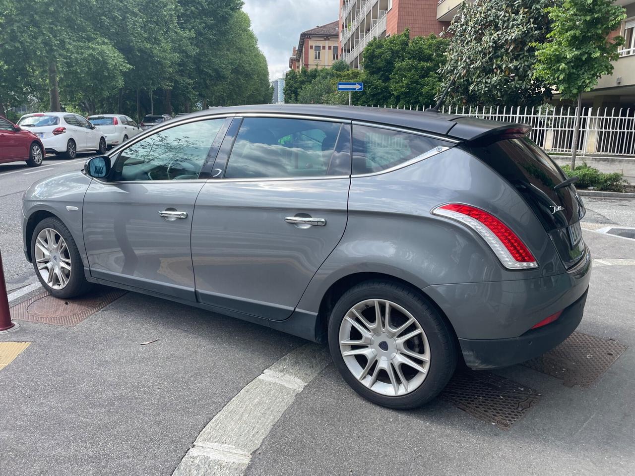 Lancia Delta 1.4T-Jet120CV Platino GPL/GARANZIA
