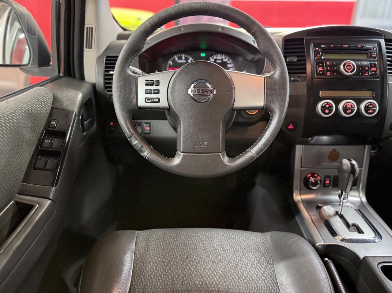 Nissan Navara PICK-UP 2.5 cdi 190cv Cab 4WD