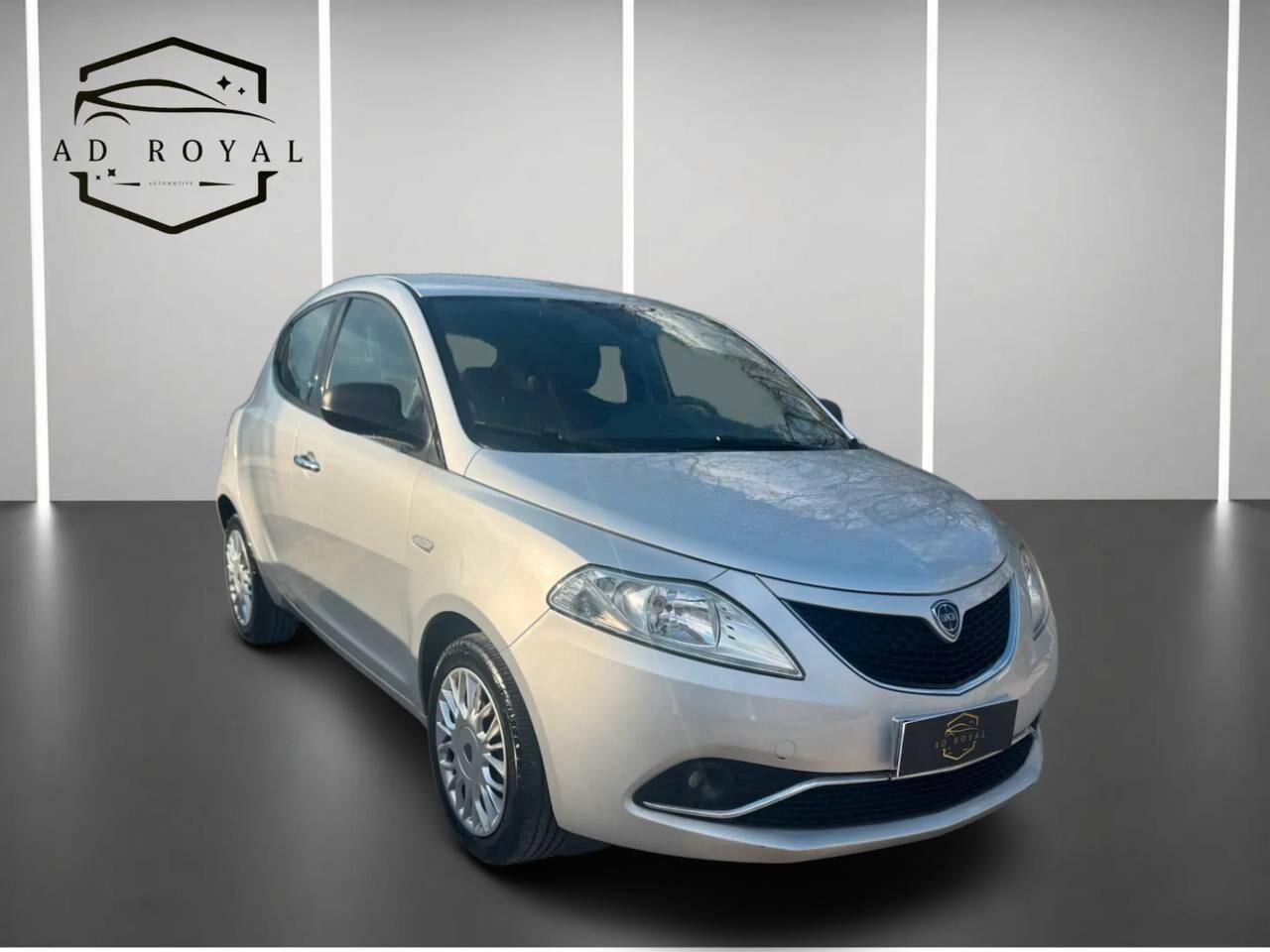 Lancia Ypsilon 1.2 69 CV 5 porte GPL Ecochic Gold 09/2017