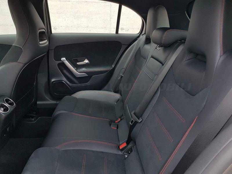 Mercedes-Benz Classe A A 180 d AMG Line Premium auto