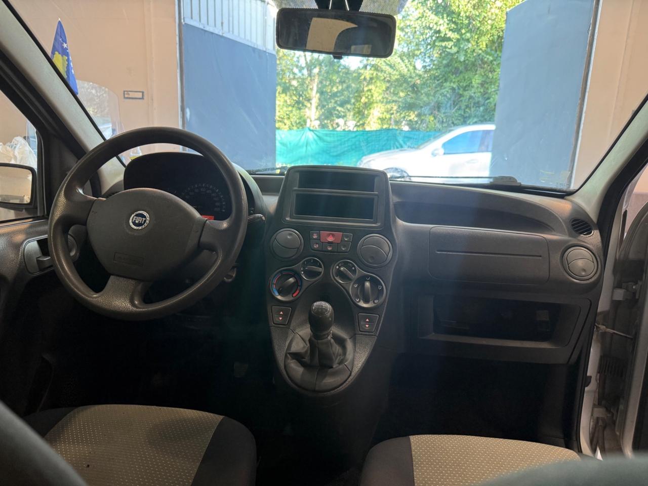 Fiat Panda 1.2 BENZINA ANNO 2007 neopatentati
