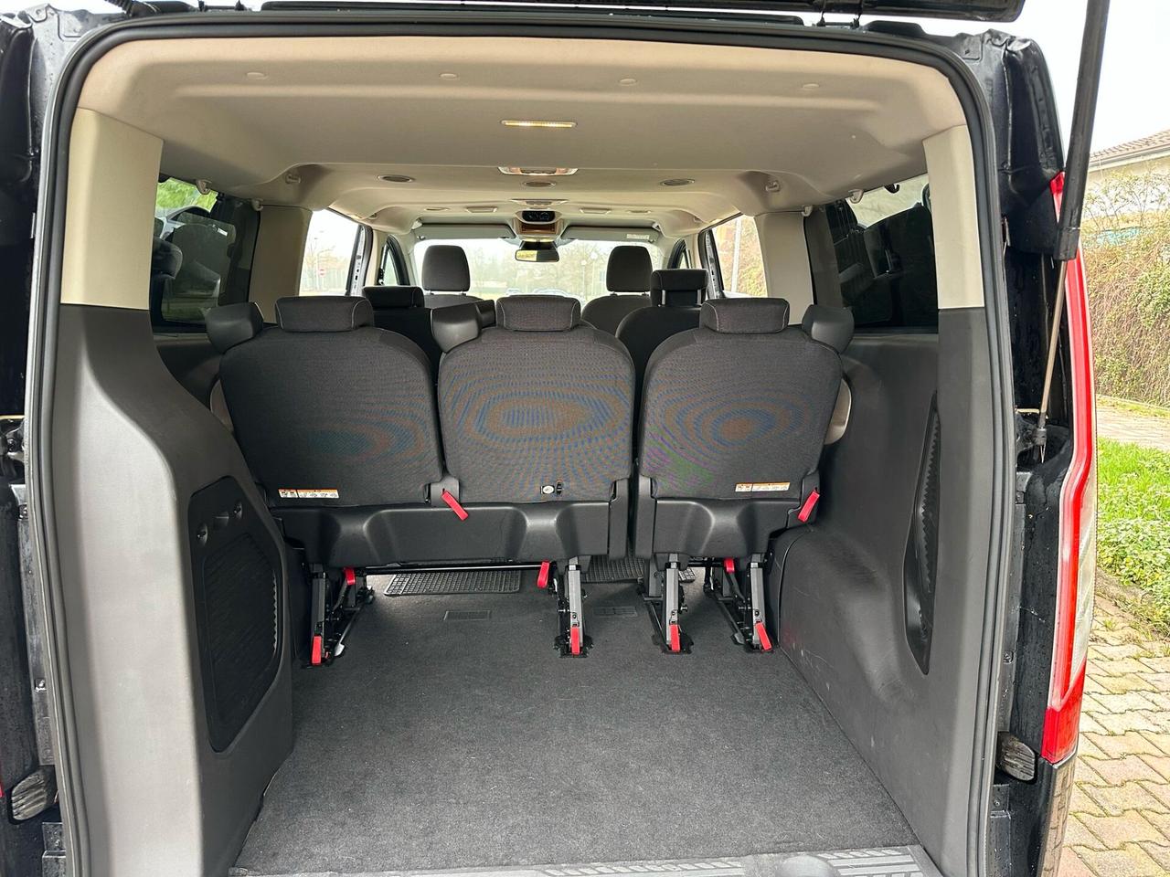 Ford Transit Custom Tourneo 2.0 TDCi 170 CV Trend Combi