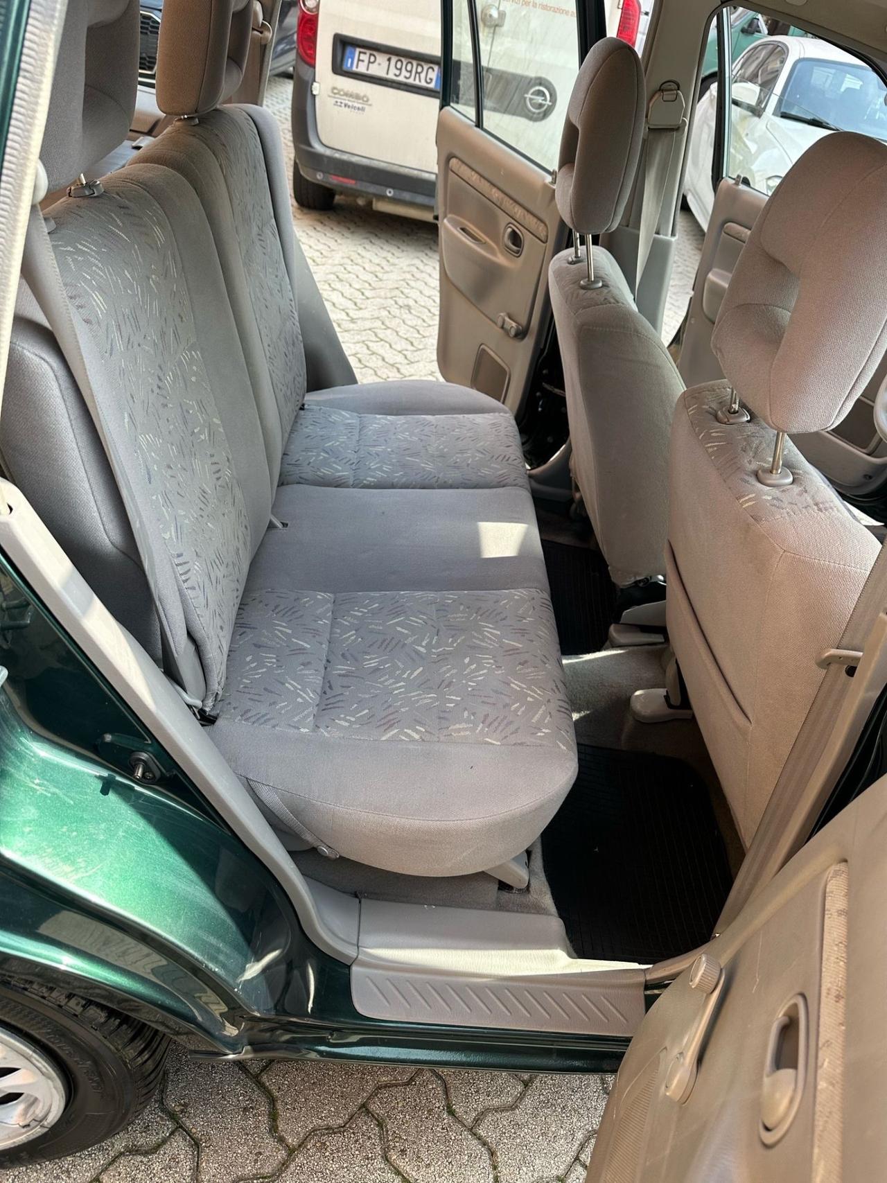 Mazda Demio 1.3i 16V Exclusive