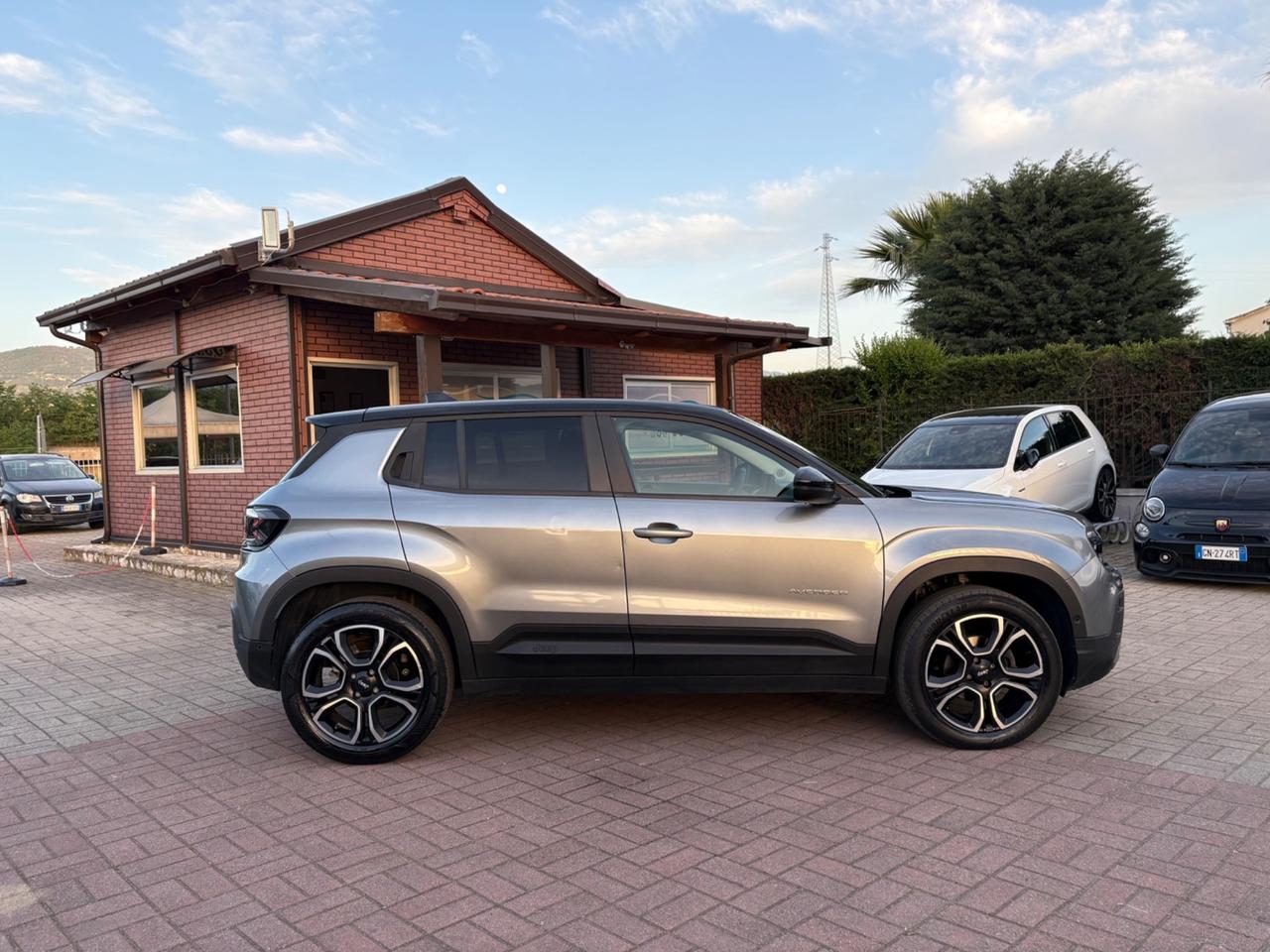 Jeep Avenger 1.2 Turbo 100 CV Summit