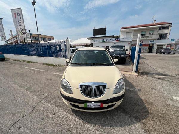 LANCIA YPSILON 1200BENZ ALLESTIMENTO ORO ECCELLENTI CONDIZIONI