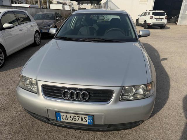 AUDI A3 BENZINA/GPL 1.6 cat 5p. Ambiente Bellissima