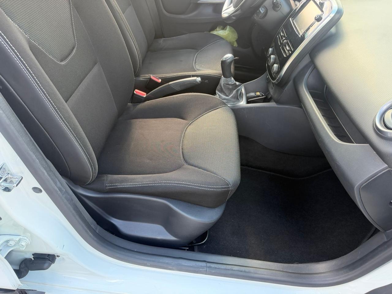 Renault Clio 1.5 dCi 8V 75CV 5 porte Costume National neopatentati