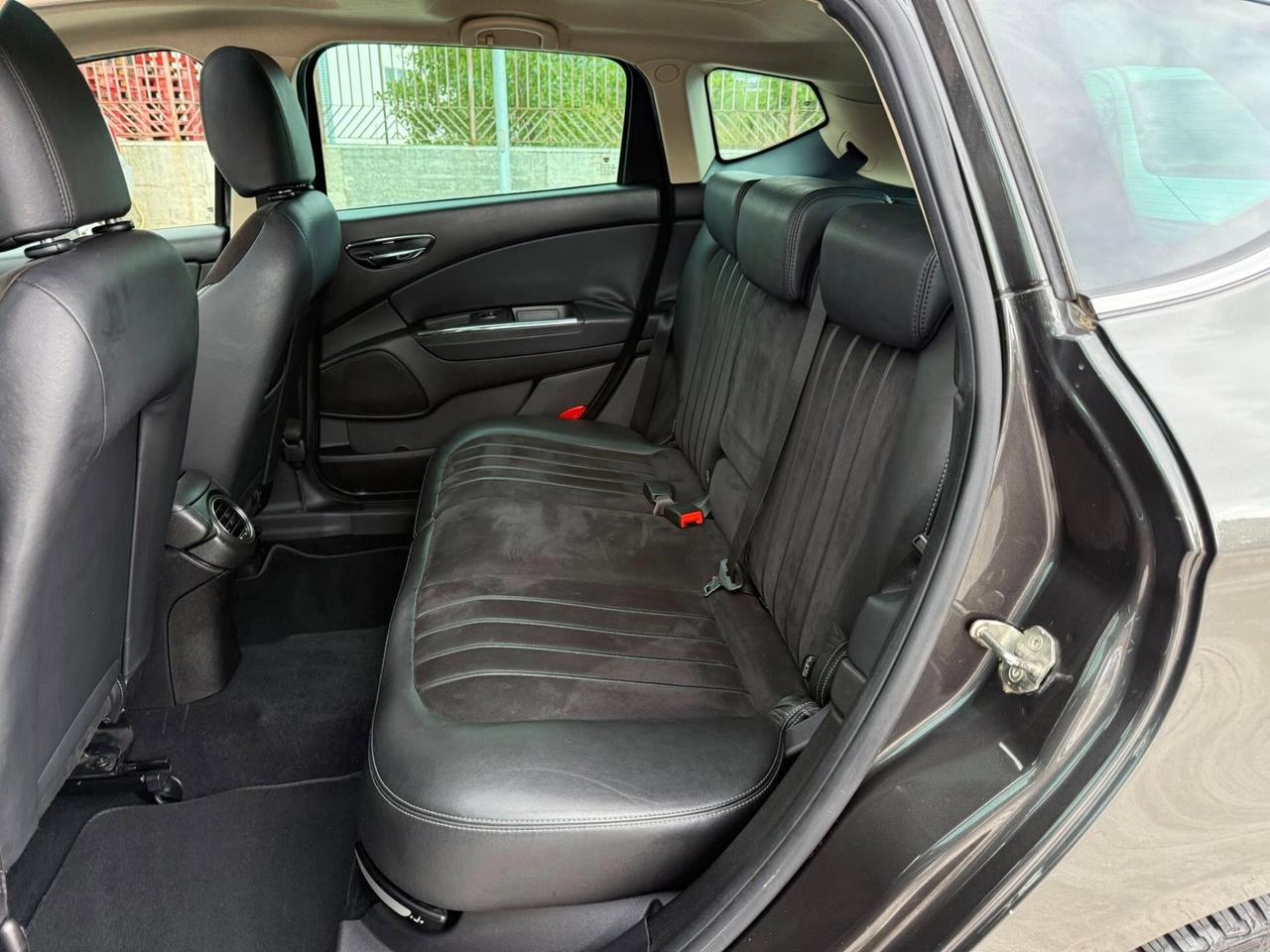 Lancia Delta 1.6 MJT 105cv -TETTO A-PELLE