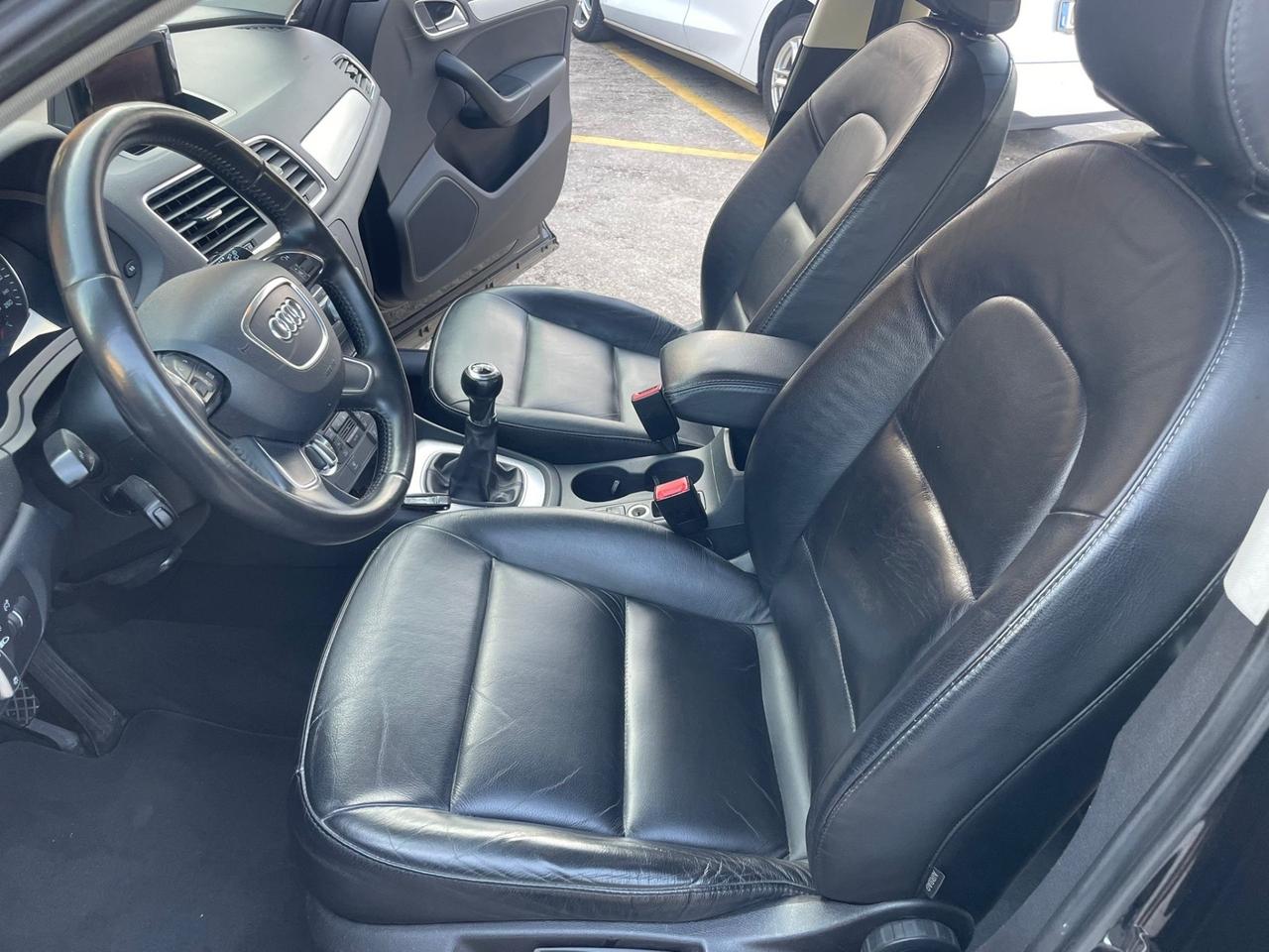Audi Q3 2.0 TDI 103 kw 2012