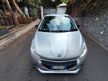 Peugeot 208 1.4 HDi 68 CV 5 porte 2014