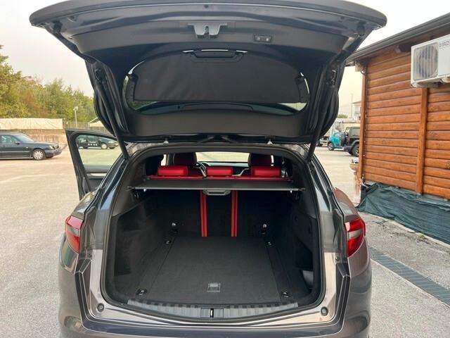 Alfa Romeo Stelvio 2.2 Turbodiesel 210 CV AT8 Q4 Veloce