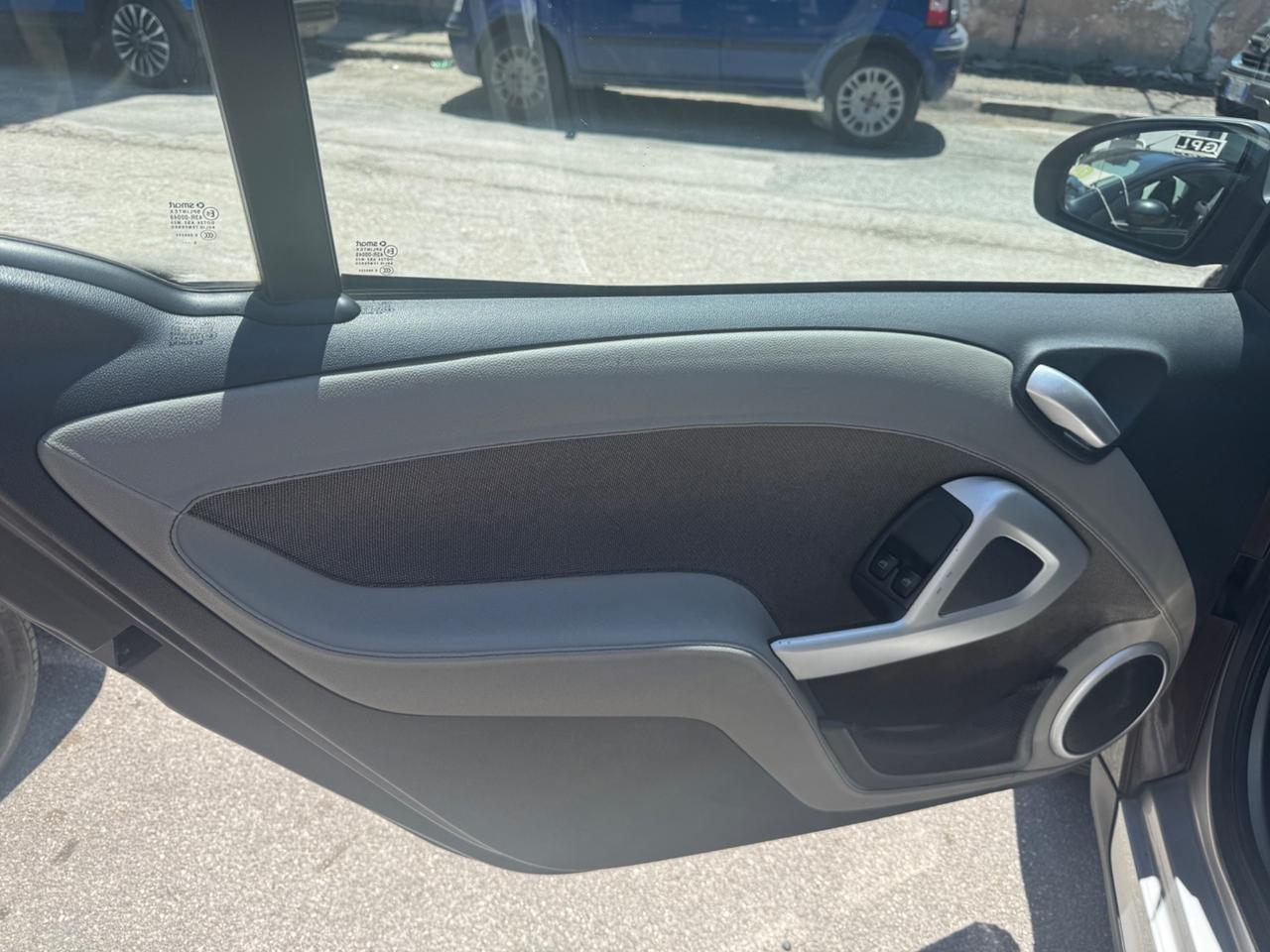 Smart ForTwo 1000 62 kW coupé higli style