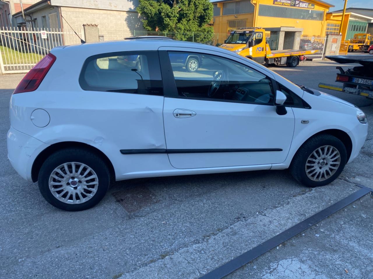 Fiat Grande Punto Grande Punto 1.4 3 porte Active Natural Power