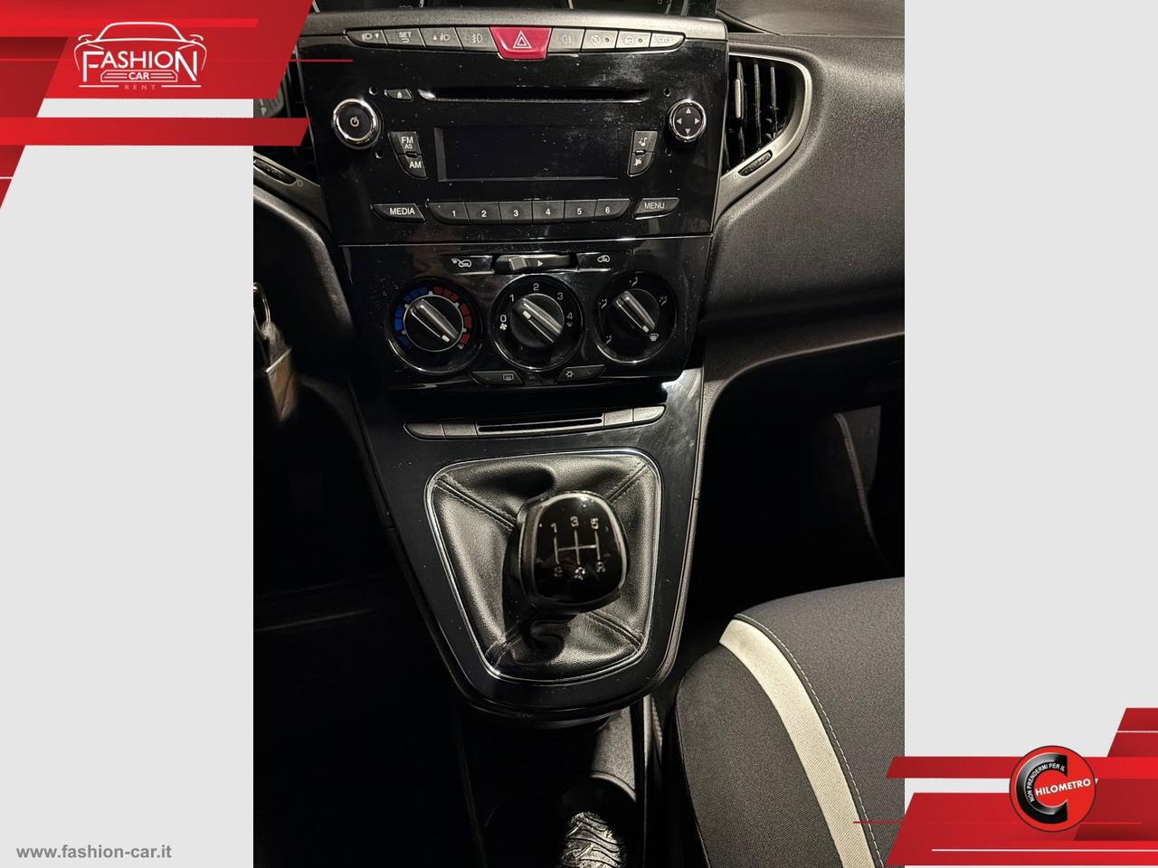 LANCIA Ypsilon 1.3 MJT 95 CV 5p. S&S Silver