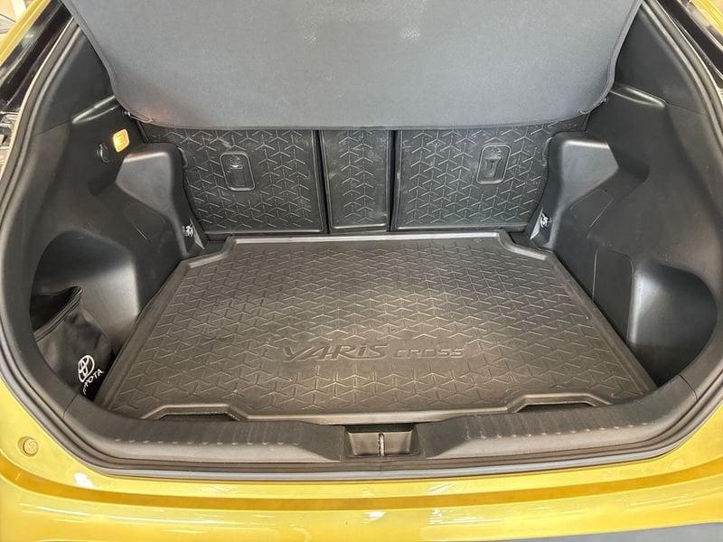 Toyota Yaris Cross 1.5H (116 CV) E-CVT Orange Edition AWD-i