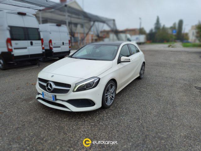 MERCEDES-BENZ A 180 d Premium