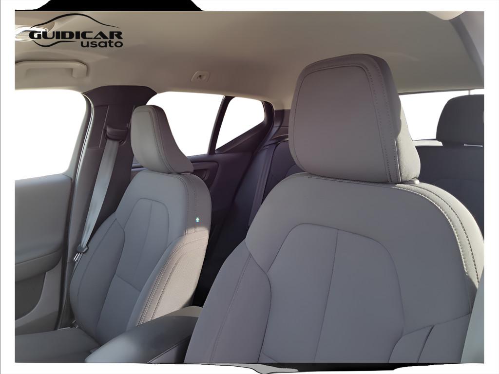 VOLVO XC40 - XC40 1.5 t2 Momentum Pro auto my21