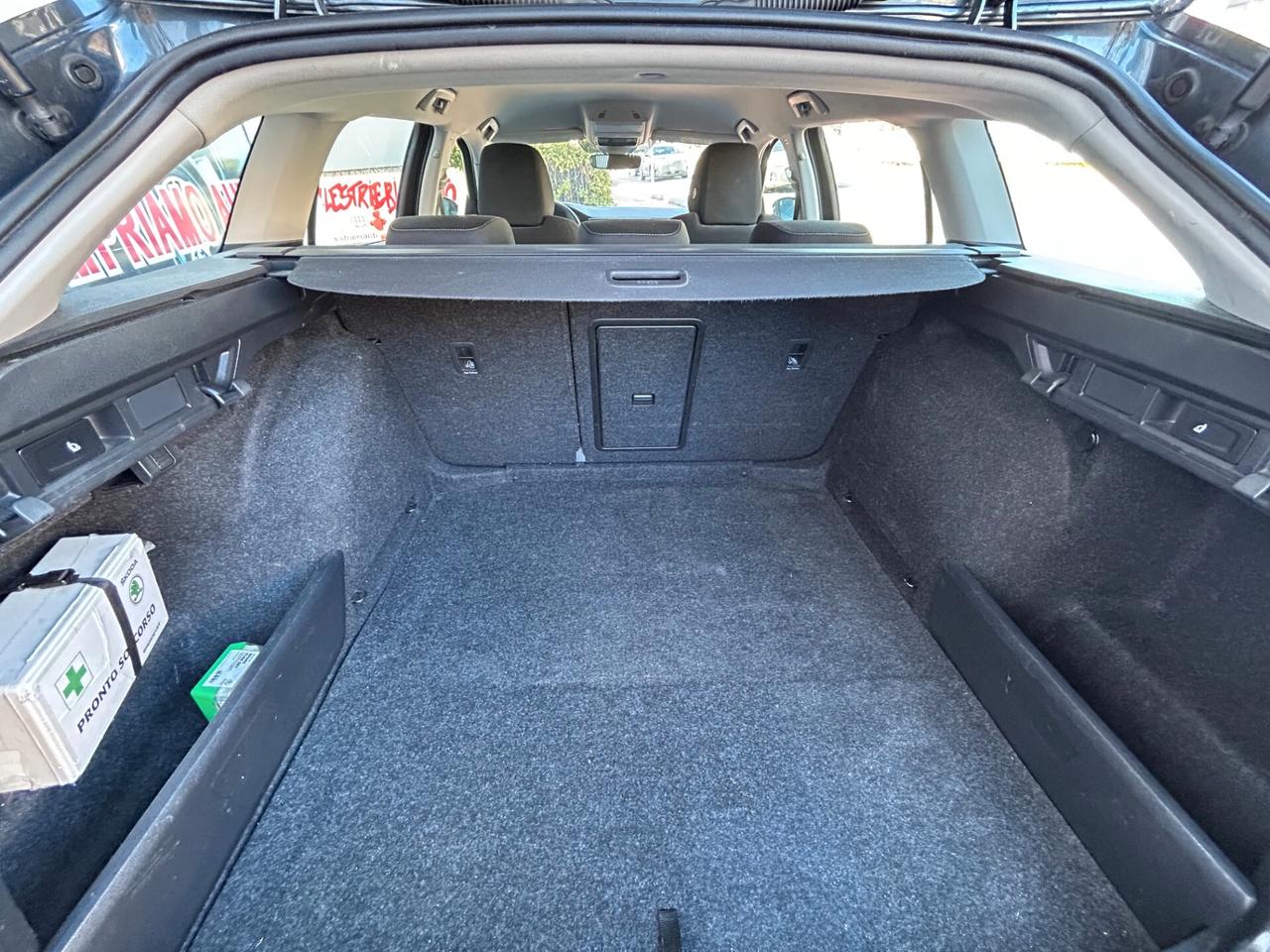 Skoda Octavia 2.0 TDI EVO SCR DSG Wagon Executive