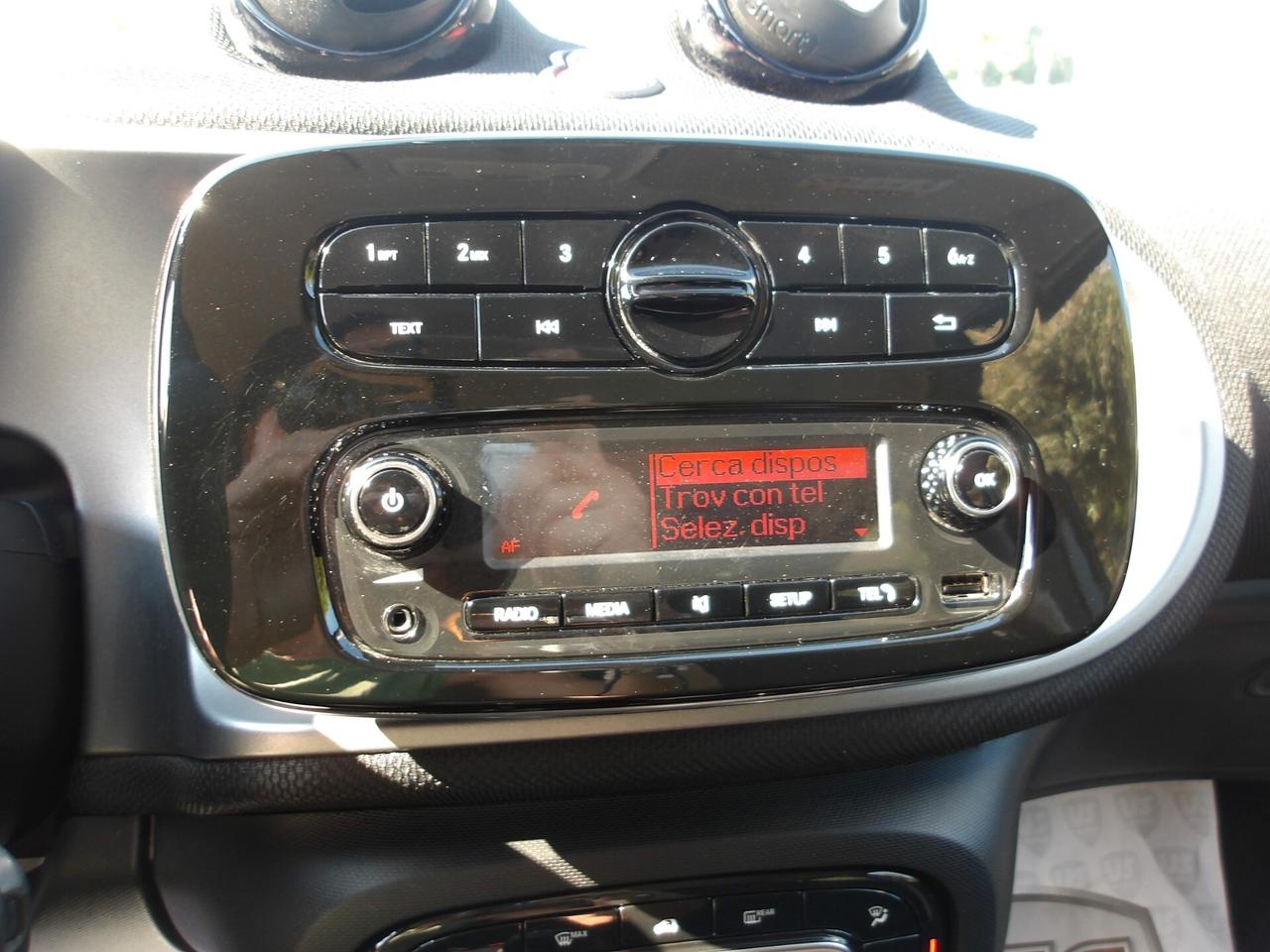 SMART FORFOUR 1.0 BENZ-GARANZIA FULL