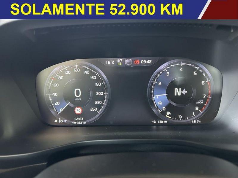 Volvo XC40 T2 Momentum Core 1 PROPRIETARIO - GANCIO TRAINO