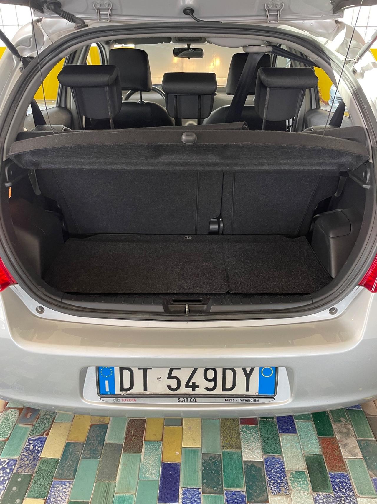 Toyota Yaris 1.0 5 porte TAGLIANDI CERTIFICATI