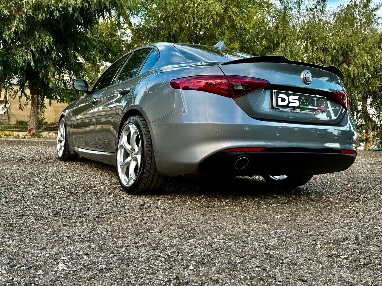 ALFA ROMEO GIULIA 2.2 160 CV AT8 SUPER UNI PROPRIETARIO