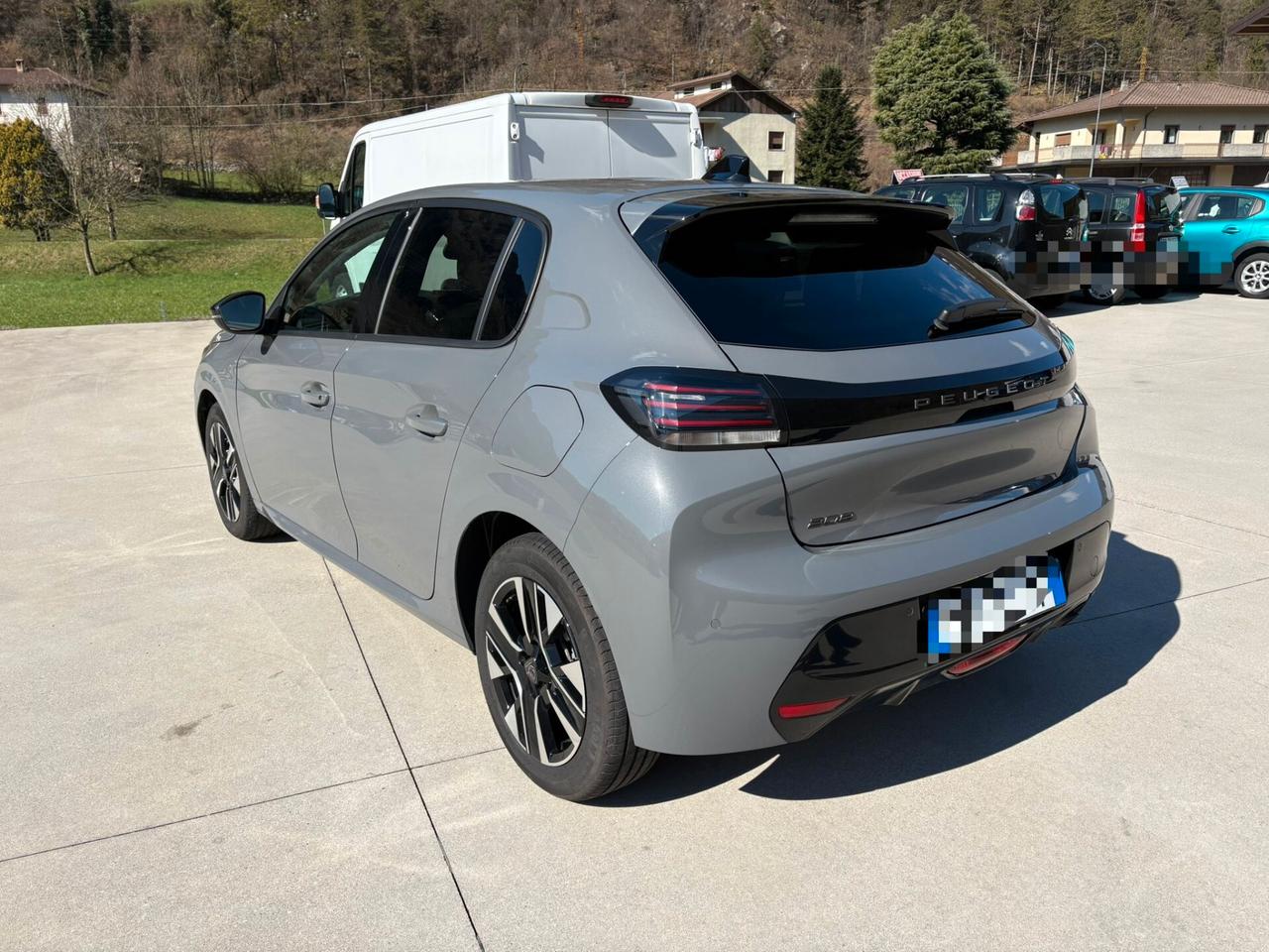 Peugeot 208 PureTech 100 Stop&Start 5 porte Allure