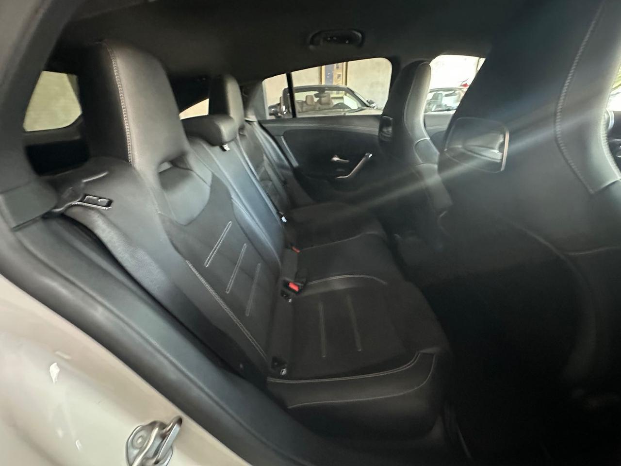 Mercedes-Benz CLA 250 250 E Premium PHEV #6691