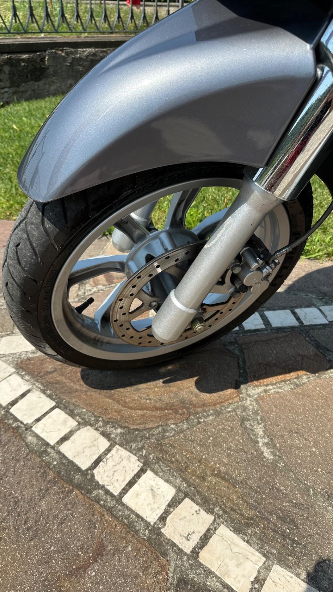 Peugeot Geopolis 250