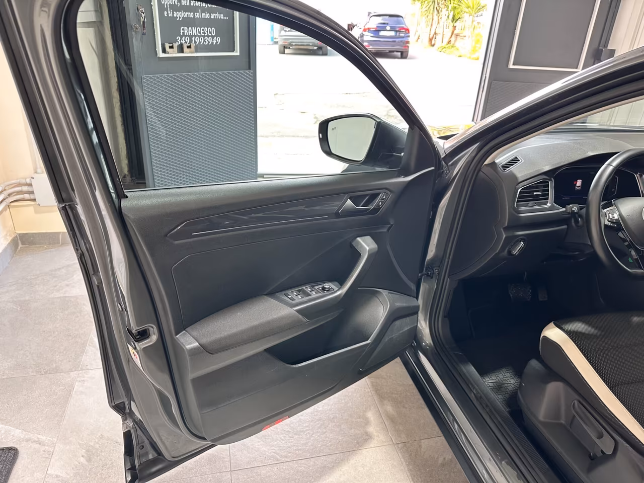Volkswagen T-Roc 2.0 TDI 150cv DSG 4MOTION - UNICO PROP-