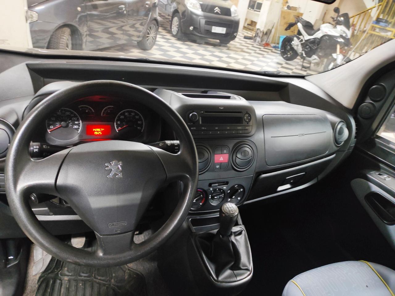 Peugeot Bipper Tepee 1.3 HDi 75 FAP Outdoor