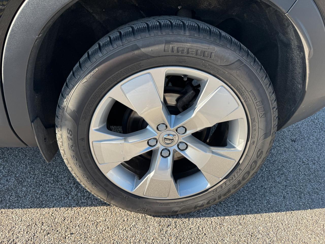 Volvo XC40 T3 Automatica Momentum Pro