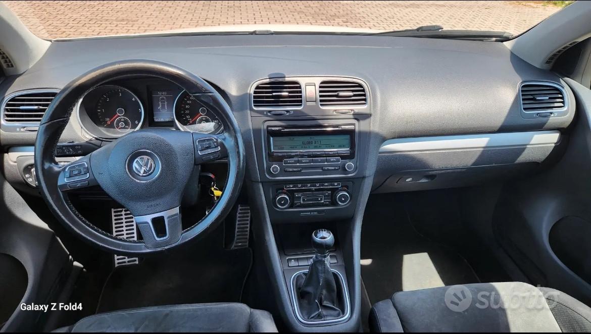 Volkswagen Golf 6 1.6 TDI 105 cv 5p. Highline