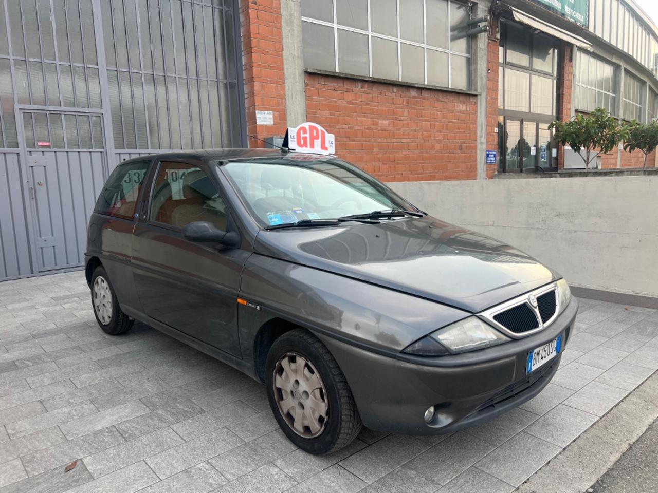 Lancia Y 1.2i cat LS