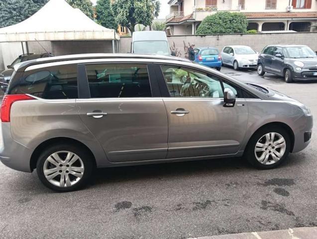 Peugeot 5008 1.6 hdi Style euro 6B 7 posti