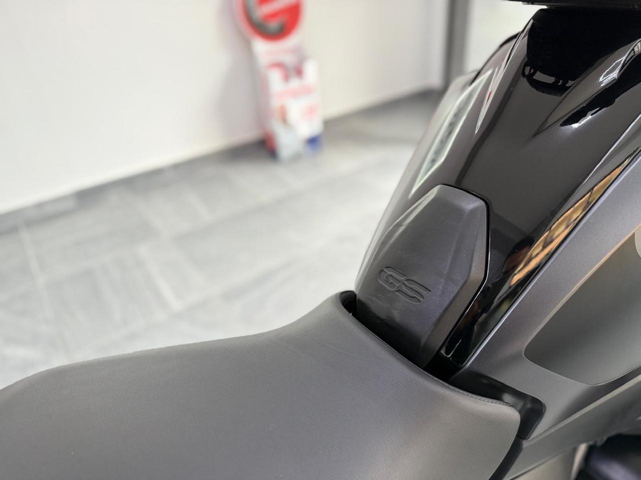 Bmw R 1250 GS Triple black