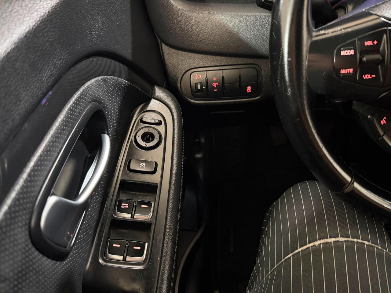 Kia Carens 1.7 CRDi 115 CV Class