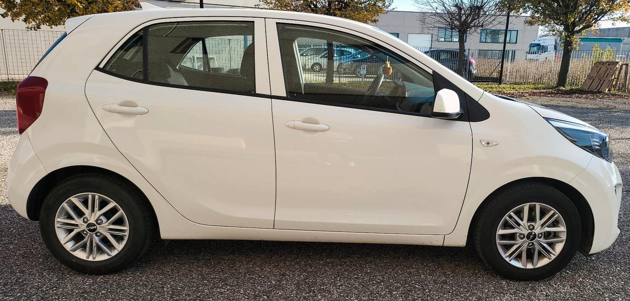 Kia Picanto 1.0 12V 5 porte AMT Urban (67cv)-GARANZIA DI 6 ANNI O KM 150.000