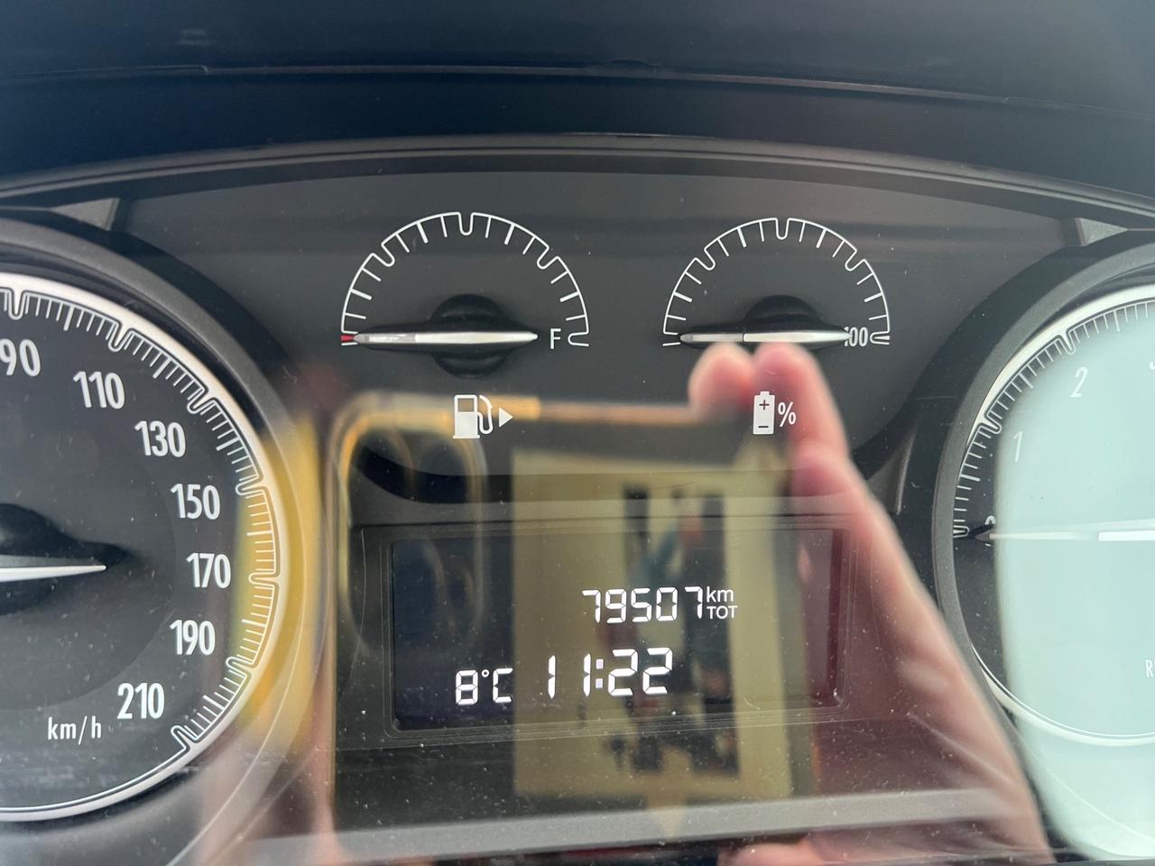 Lancia Ypsilon 1.0 FireFly 5 porte S&S Hybrid Ecochic Silver