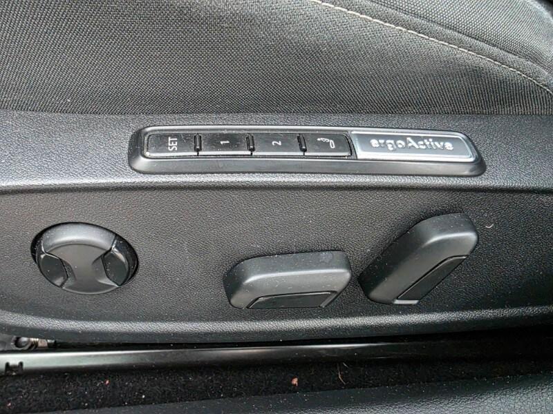 VOLKSWAGEN Golf 8ª serie Golf 1.5 TGI DSG Style