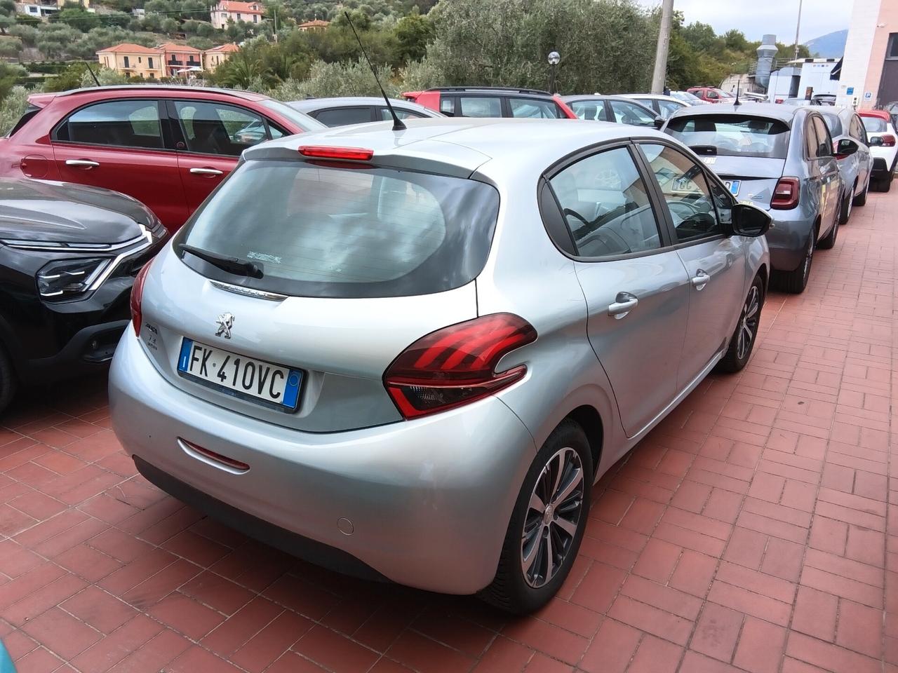 Peugeot 208 BlueHDi 75 S&S 5 porte Active