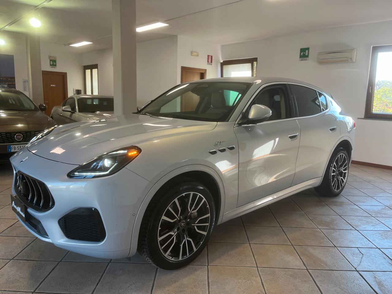 Maserati Grecale MHEV 300 CV AWD GT