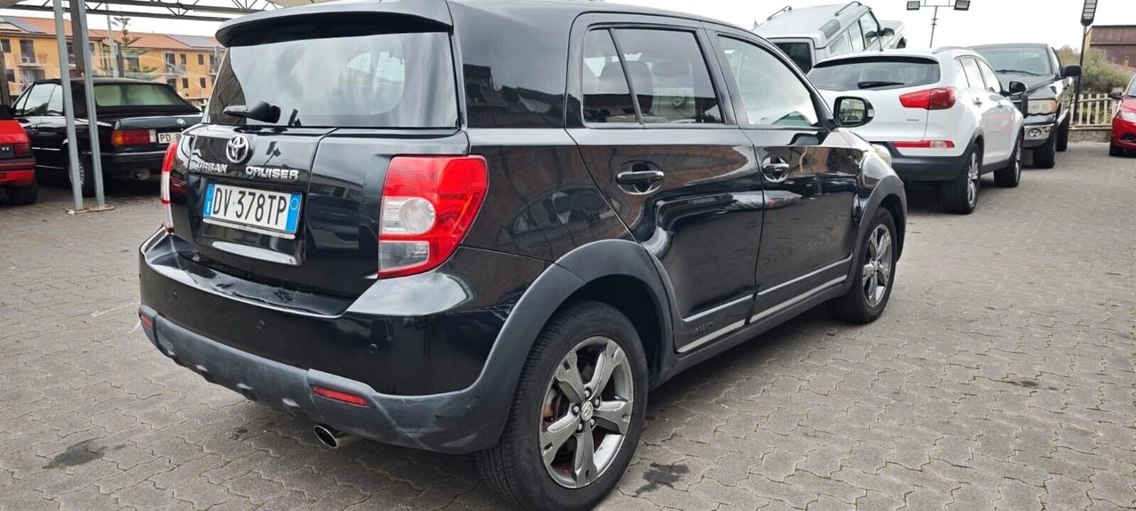 Toyota Urban Cruiser 4x4 D-4D AWD Luxury