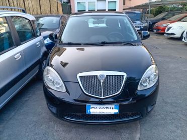 Lancia Ypsilon 1.2 69 CV 5 porte S&S Platinum
