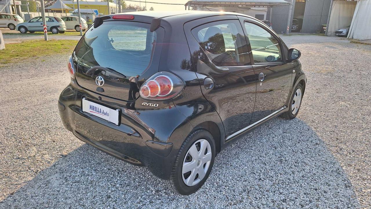 Toyota Aygo 1.0 12V VVT-i 5 porte